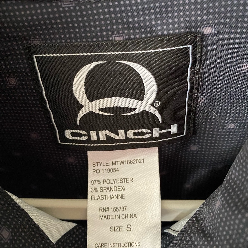 Cinch Men’s Performance button down - Picture 2 of 2